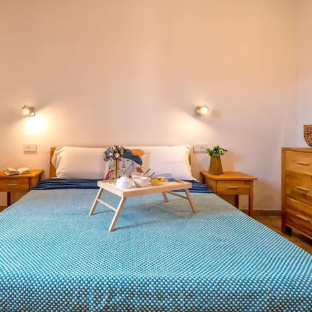 Luxury House San Teodoro Center Apartment *