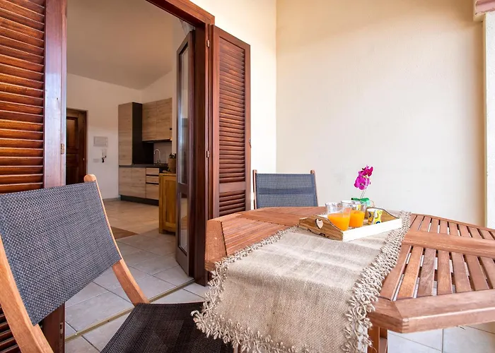 Luxury House San Teodoro Center * 圣特奥多罗